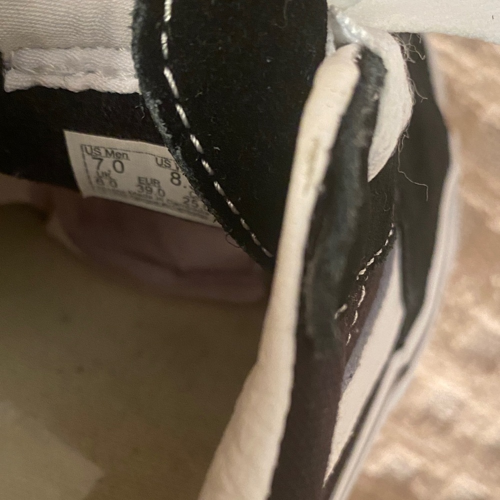Vans Black and White Men's Sneakers - Picture 3 of 7